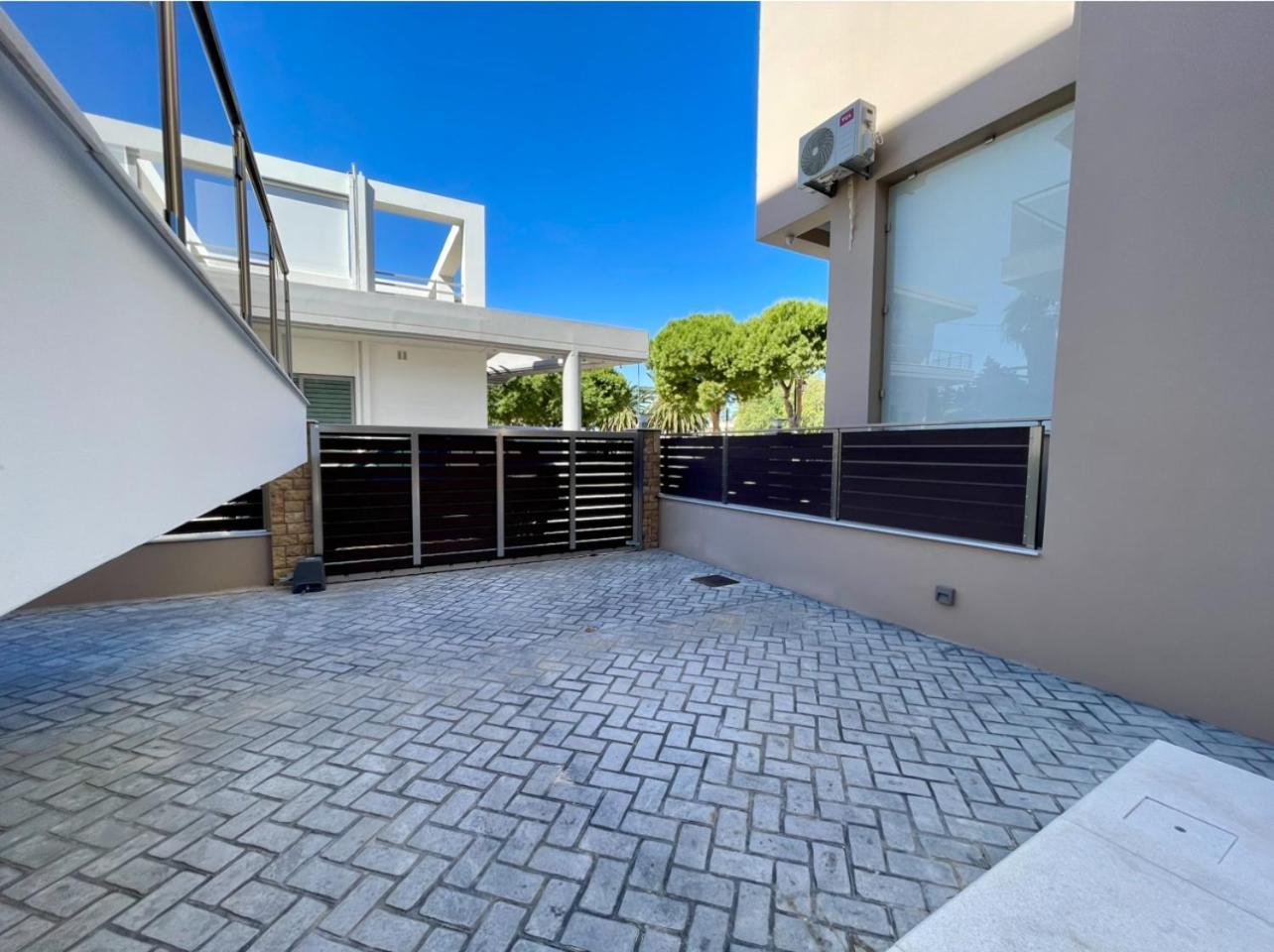 Agora Luxury Villa I Loutráki Exteriör bild