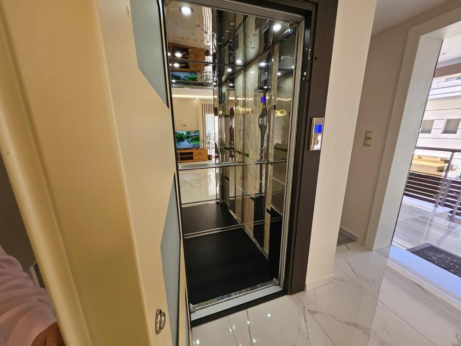 Agora Luxury Villa I Loutráki Exteriör bild